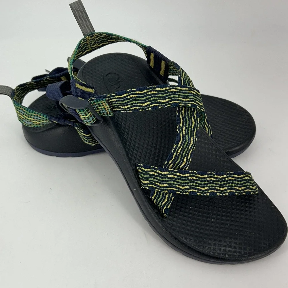 Chaco Sandals Shoes Kids‎ Size 4 Strappy Webbing Hiking Water Outdoor Adventure